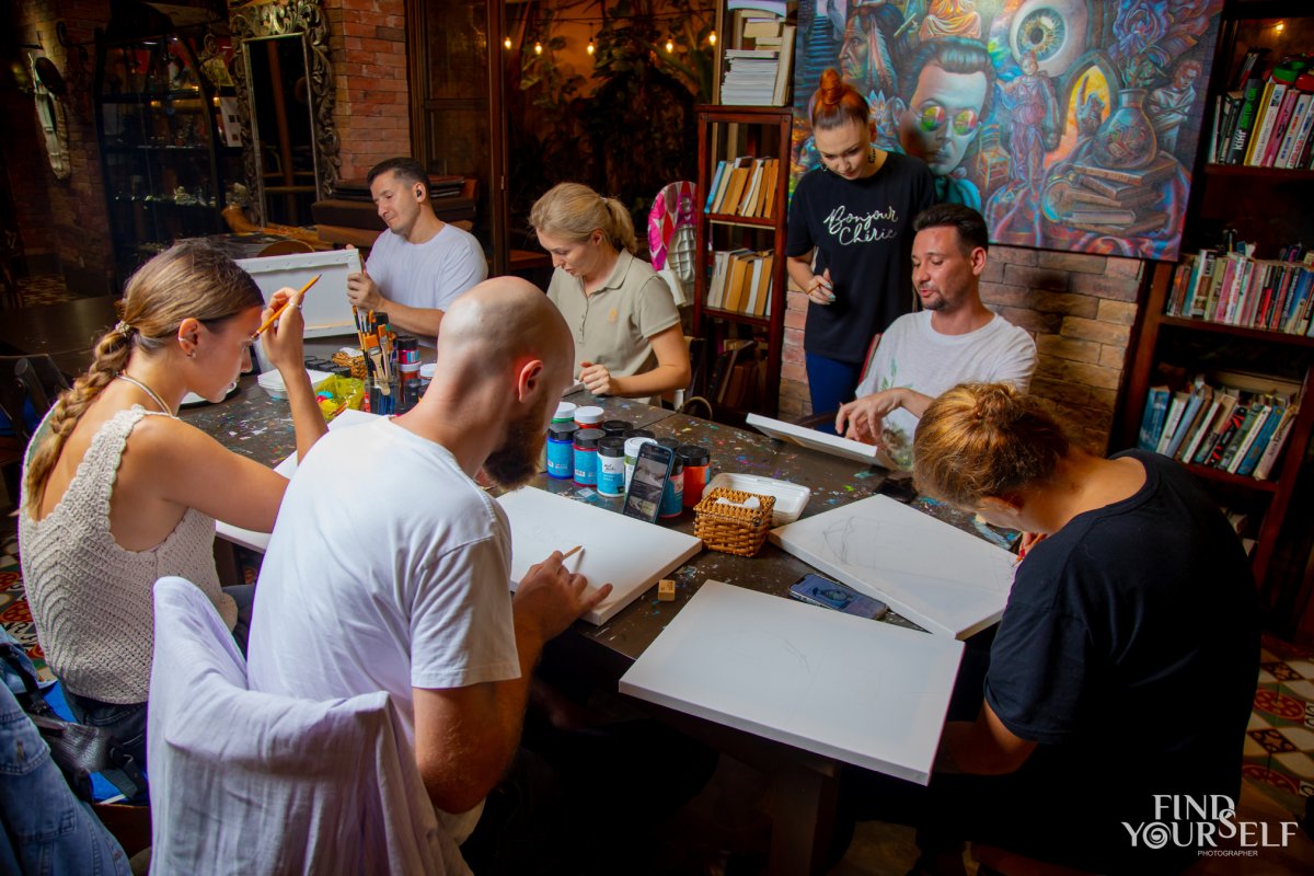 Art master class at La villa restaurant.